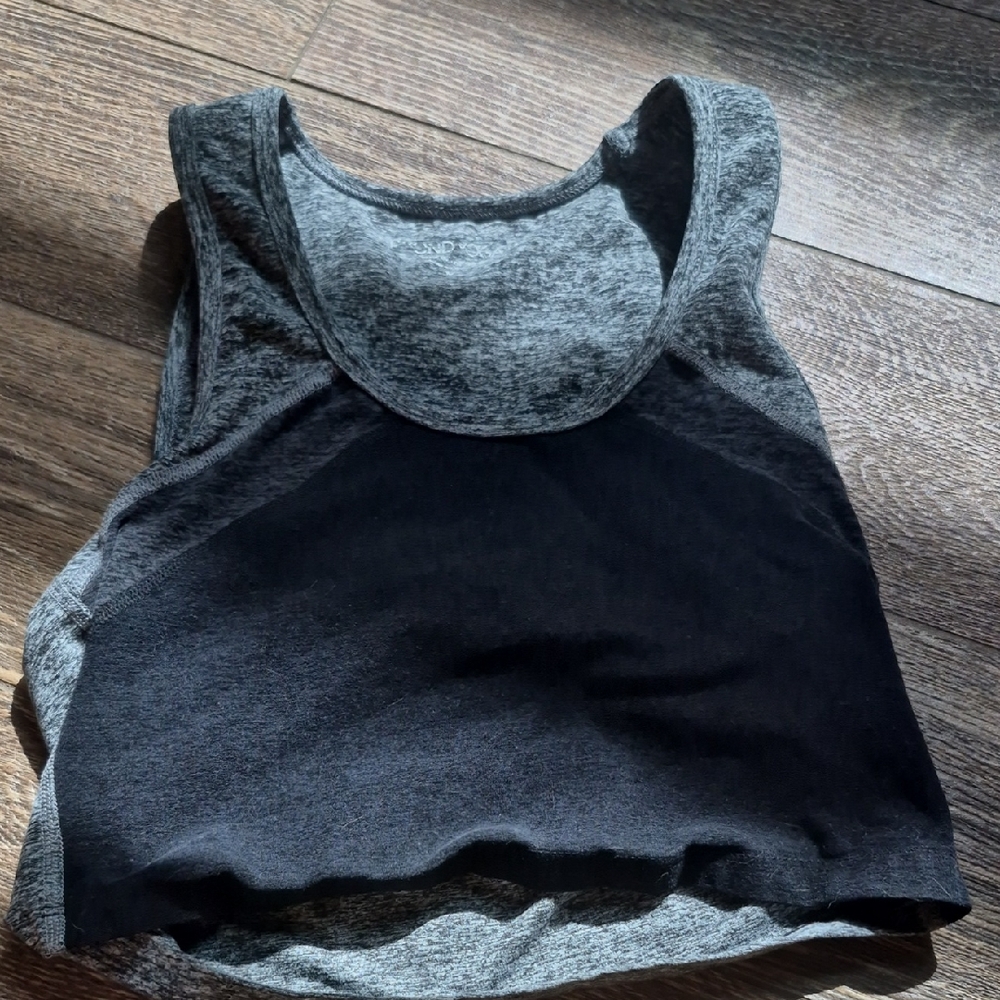 Beyond Yoga Charcoal and Black Tank
